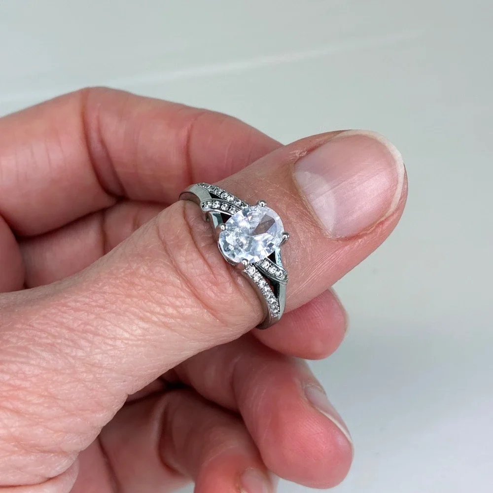 Vintage Ring Oval Cut Clear Stone Pavé Split Shank Silver Tone Size 10